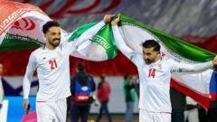 المنتخب الإيراني لكأس العالم يصل إلى المكسيك وسط خلاف بشأن التأشيرة الأمريكية