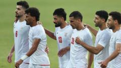 الفيفا يعمل على حل التذاكر الإيرانية الملغاة